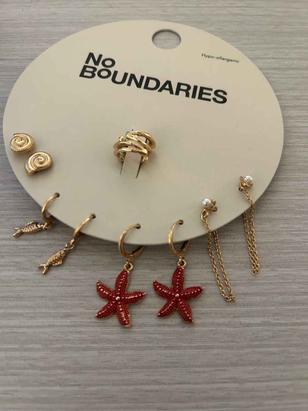No Boundaries Gold Earring Set with Red Starfish Drops